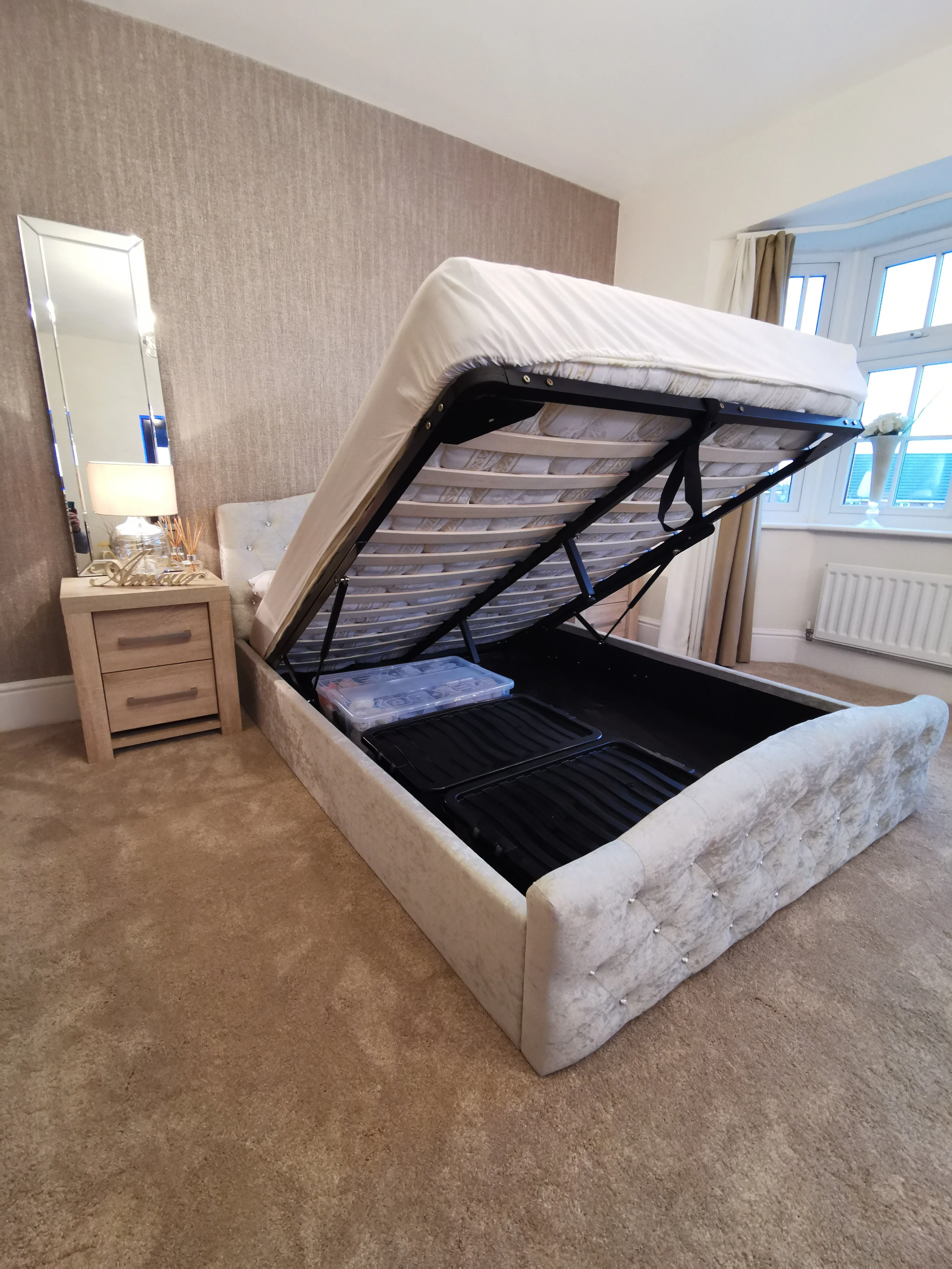 FLORENCE OTTOMAN STORAGE GAS LIFT UP BED - Image 3